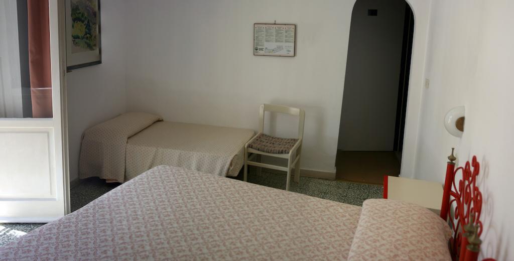 Hotel Villa Nettuno Marina di Campo Pokoj fotografie