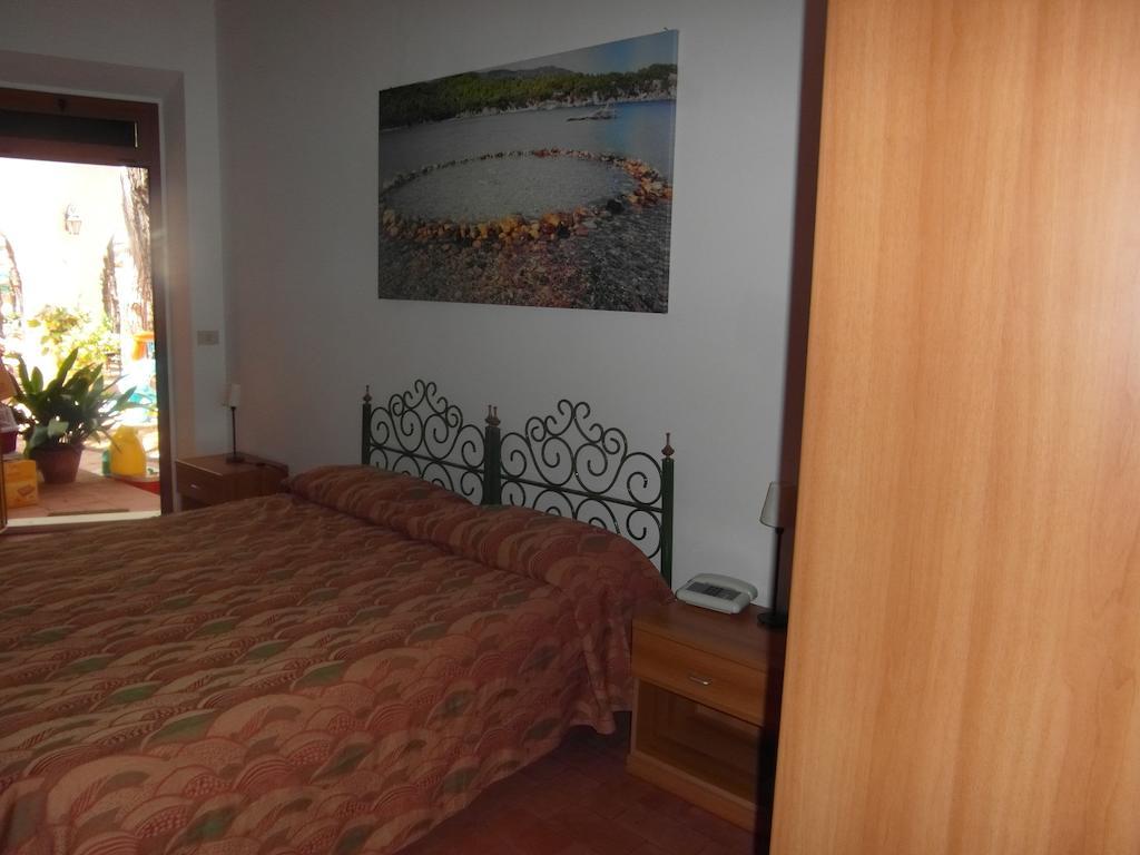 Hotel Villa Nettuno Marina di Campo Pokoj fotografie